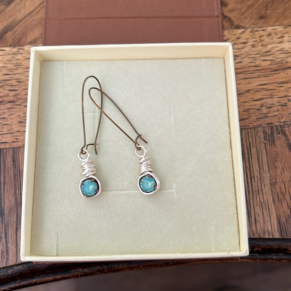 Womens Earth Grace Earrings